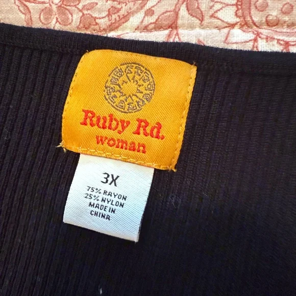 Ruby Rd. Black Textured Top - Picture 2 of 2
